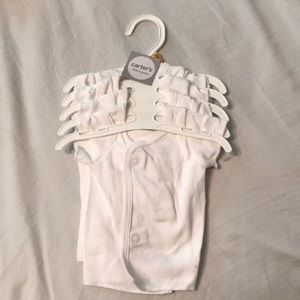 Carter’s Newborn little layette 4pcs